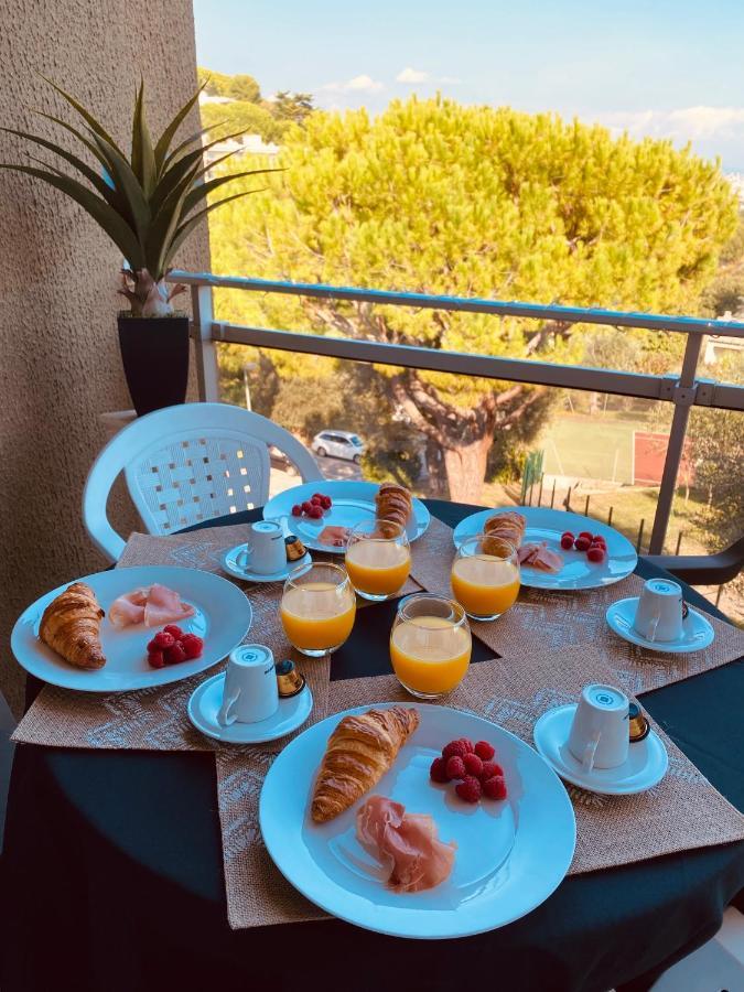 Appartement Cote D'Azur Plage - Piscine - Tennis Villeneuve-Loubet Zewnętrze zdjęcie