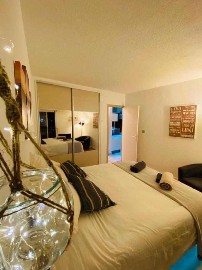 Appartement Cote D'Azur Plage - Piscine - Tennis Villeneuve-Loubet Zewnętrze zdjęcie